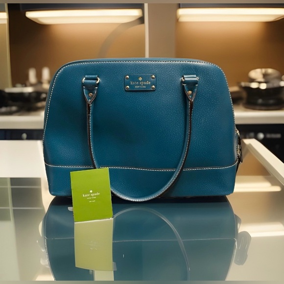 BNWT Gorgeous KATE SPADE Authentic Patent Leather Hand Bag, Large - Picture 2 of 7